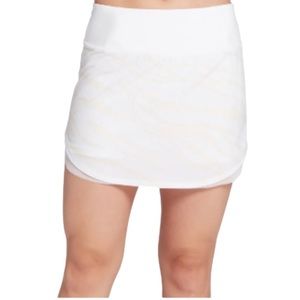 Calia by Carrie Underwood Mid Rise Skort. Size XL